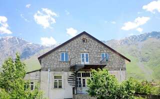 Гостевой дом Anano Guest House Степанцминда-0